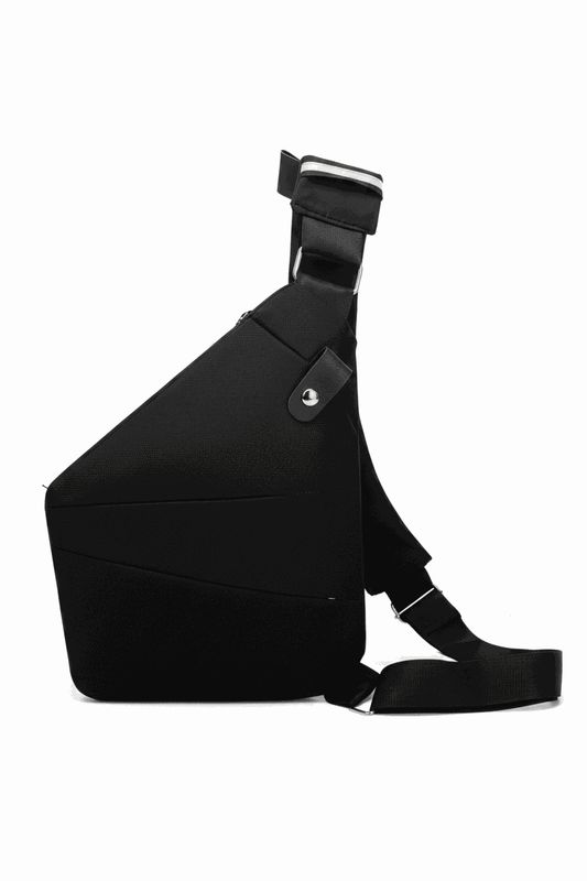 Sac bandoulière poitrine pratique et compact porté confortablement en travers du corps pour déplacements quotidiens et voyages